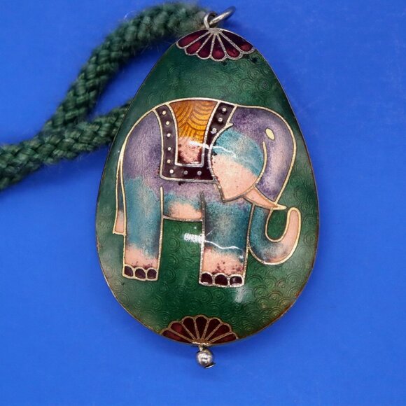 Set of 2 Cloisonne' Necklaces Elephant & Floral Pendant on Cord Vtg Estate Find - Picture 3 of 9